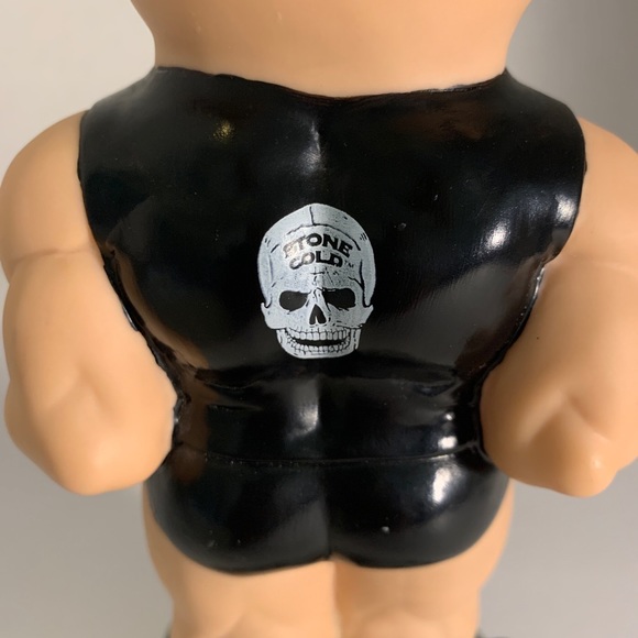 Vintage 90's WWE 1998 Stone Cold Austin 3:16 Battery Operated Piggy Bank. - Picture 8 of 14